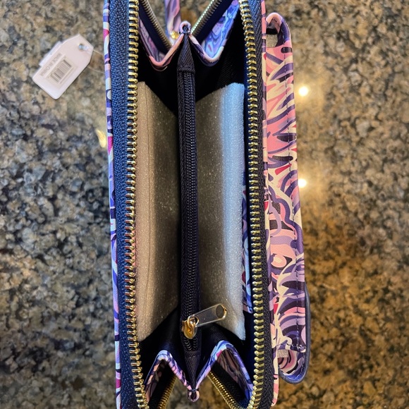 SIMPLY SOUTHERN Faux leather Cross body purse/phone wallet in tropical leaf. NWT - Picture 7 of 16